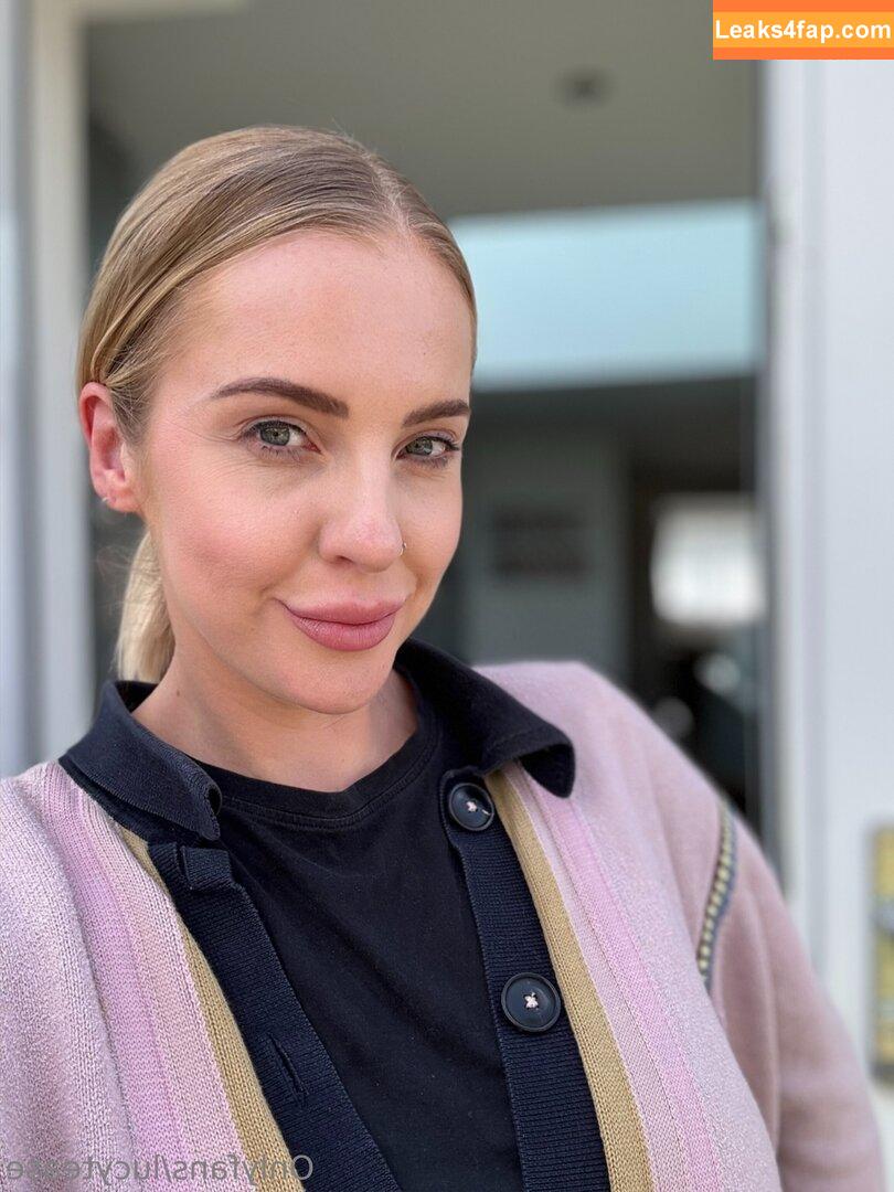 lucy_robinson /  leaked photo photo #0102