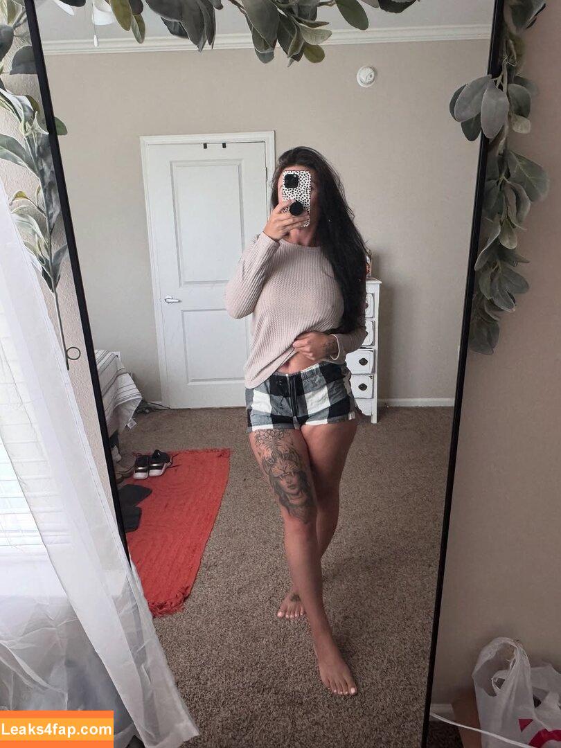 Lucy Shay / _lickmelucy / https: / lucyshayy leaked photo photo #0002