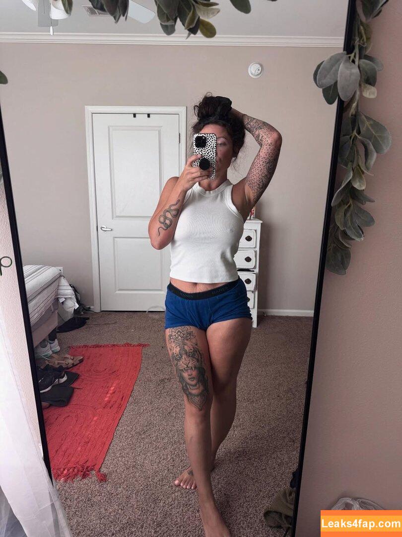 Lucy Shay / _lickmelucy / https: / lucyshayy leaked photo photo #0013