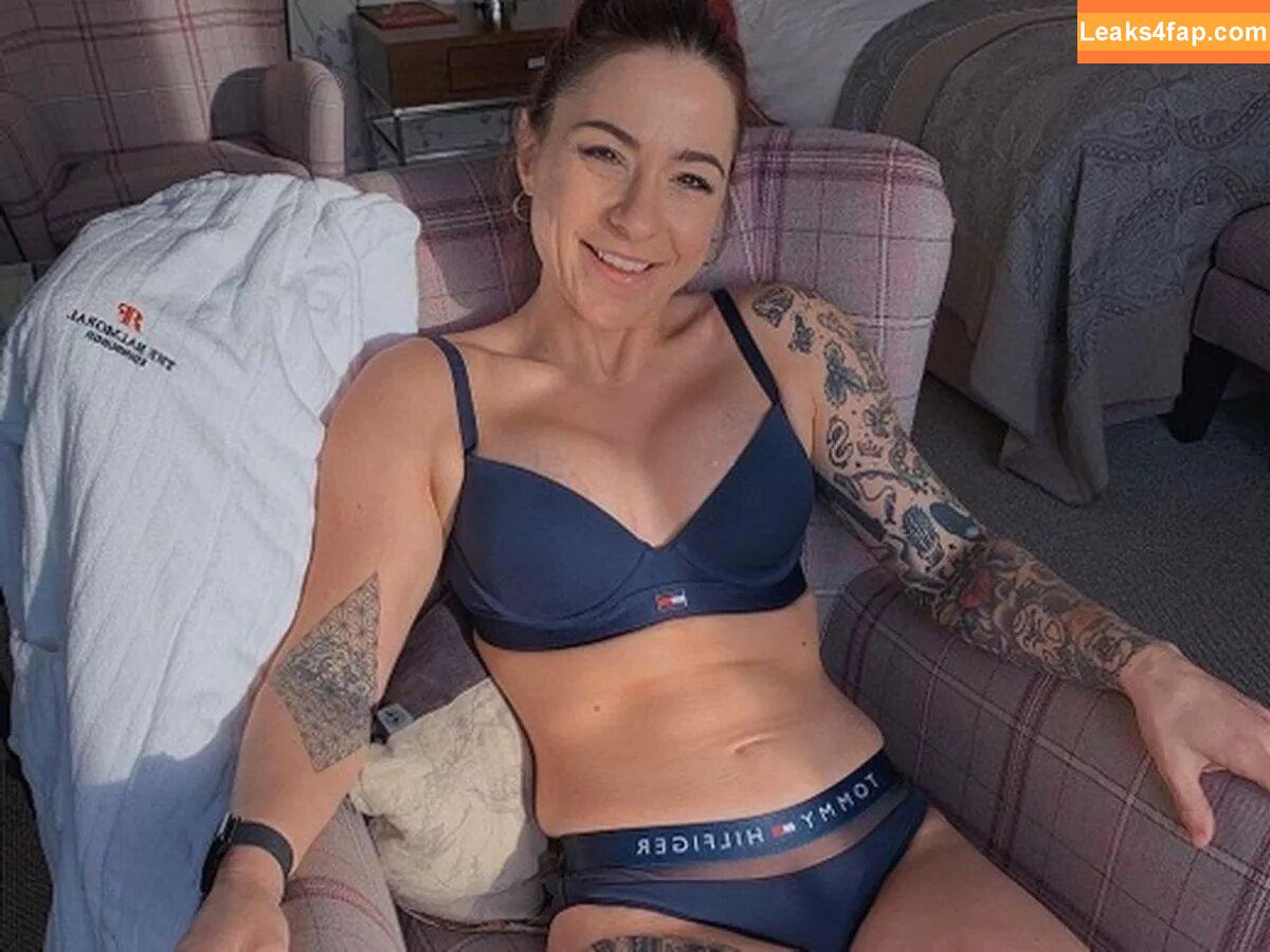 Lucy Spraggan /  leaked photo photo #0010