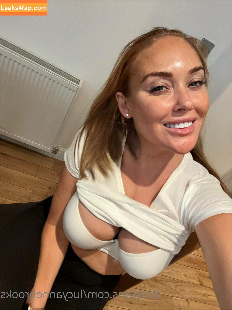 lucyannebrooks / labrooksuk leaked photo photo #0101