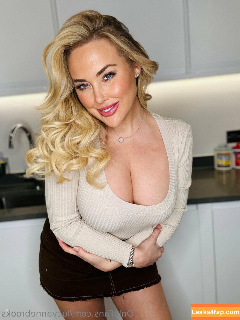 lucyannebrooks / labrooksuk leaked photo photo #0234