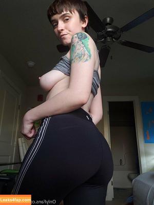 lucylawrence photo #0046