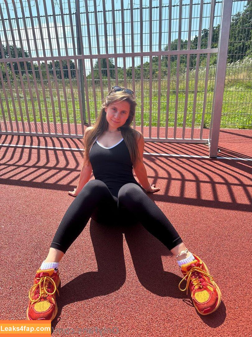 lucyschiller / lucy.schiller leaked photo photo #0043