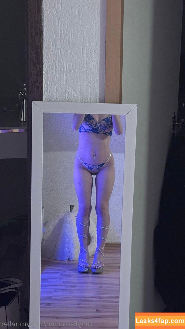 lucyymueller /  leaked photo photo #0018