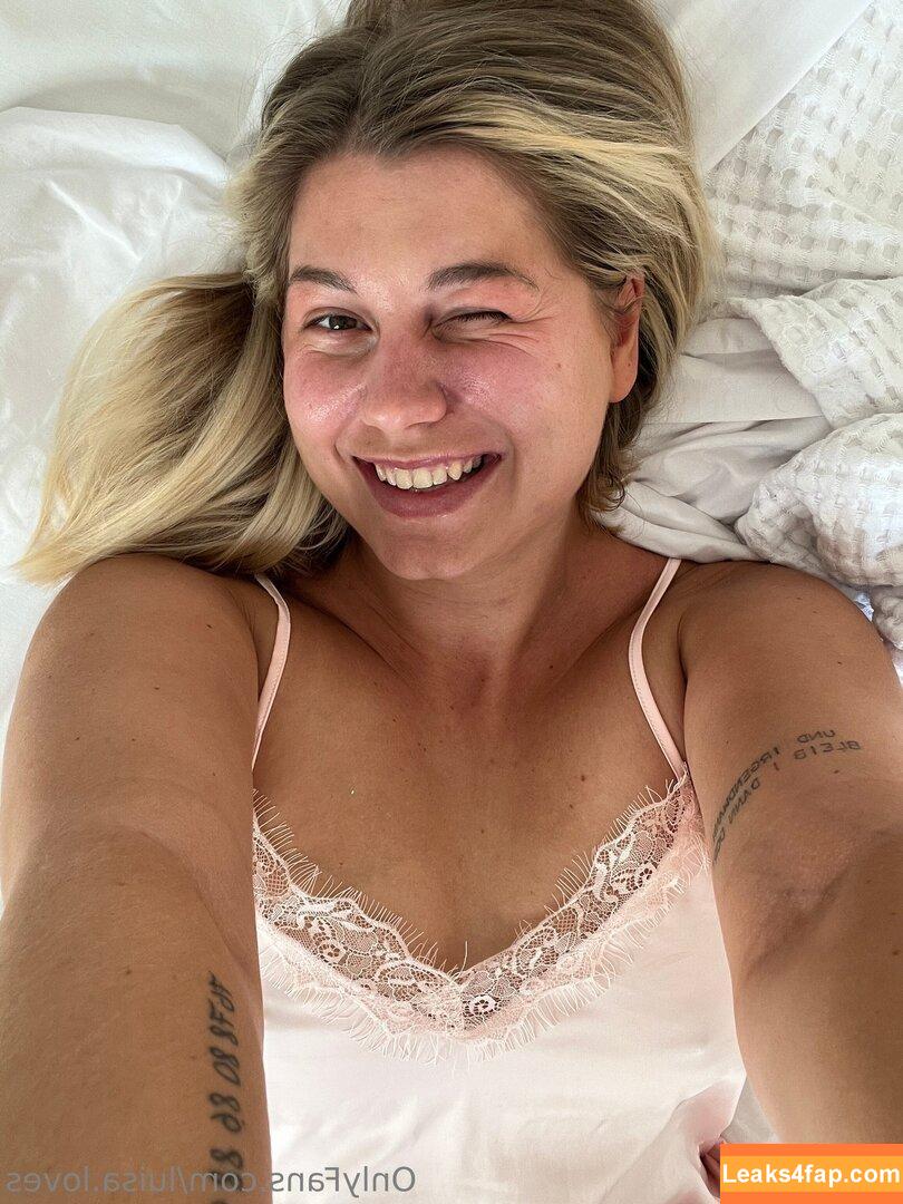 luisa.loves / luisaloves__ leaked photo photo #0012