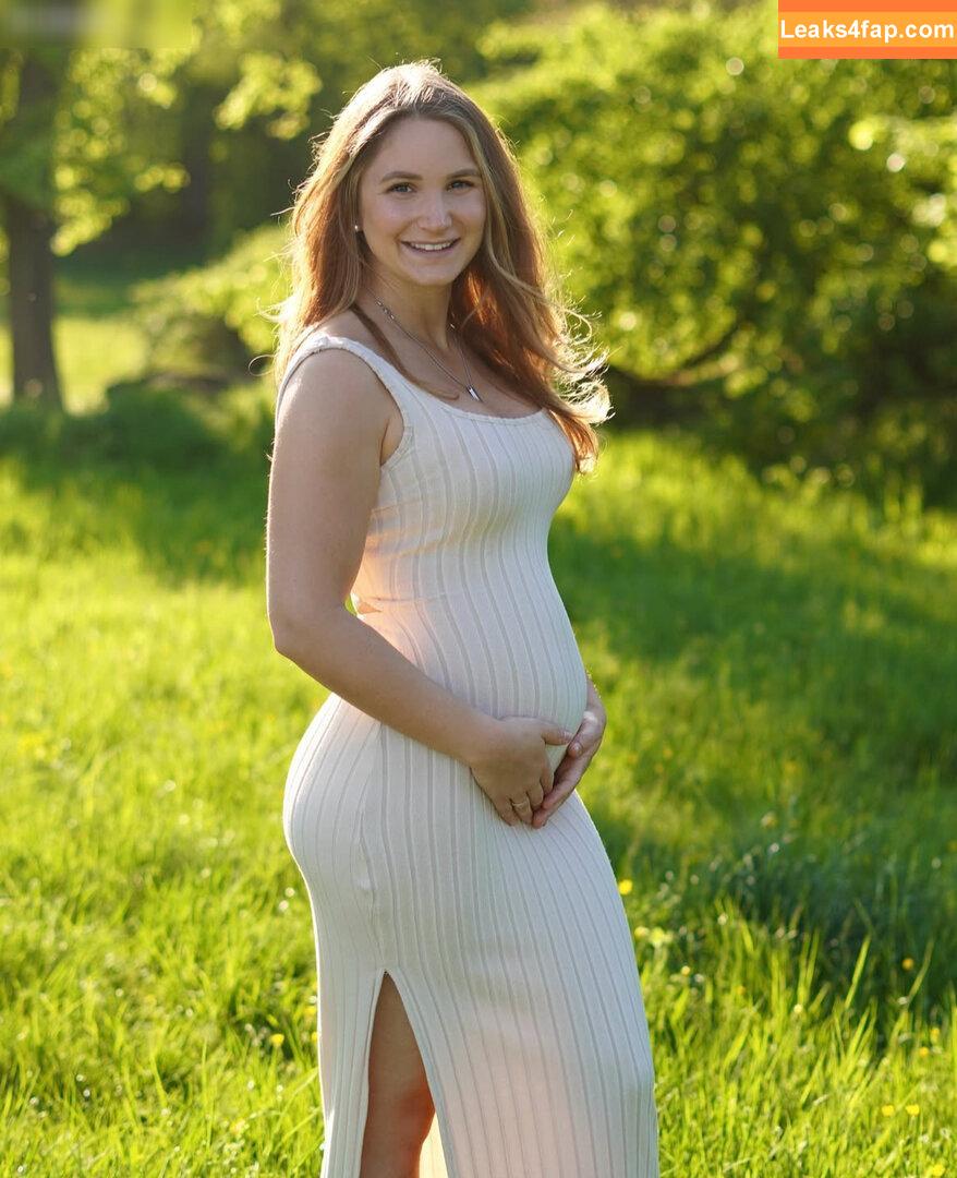 Luisa Madeline Geigle / luisa_madeleine_geigle leaked photo photo #0182