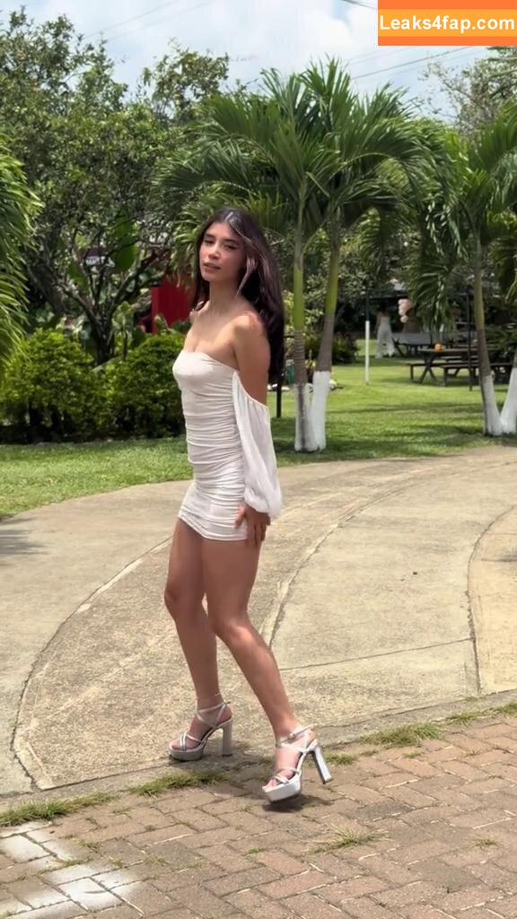 Luisa Valencia / lu_valenciaz leaked photo photo #0059
