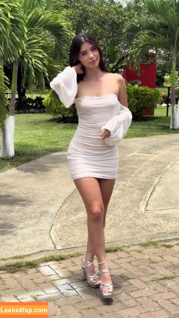 Luisa Valencia / lu_valenciaz leaked photo photo #0068
