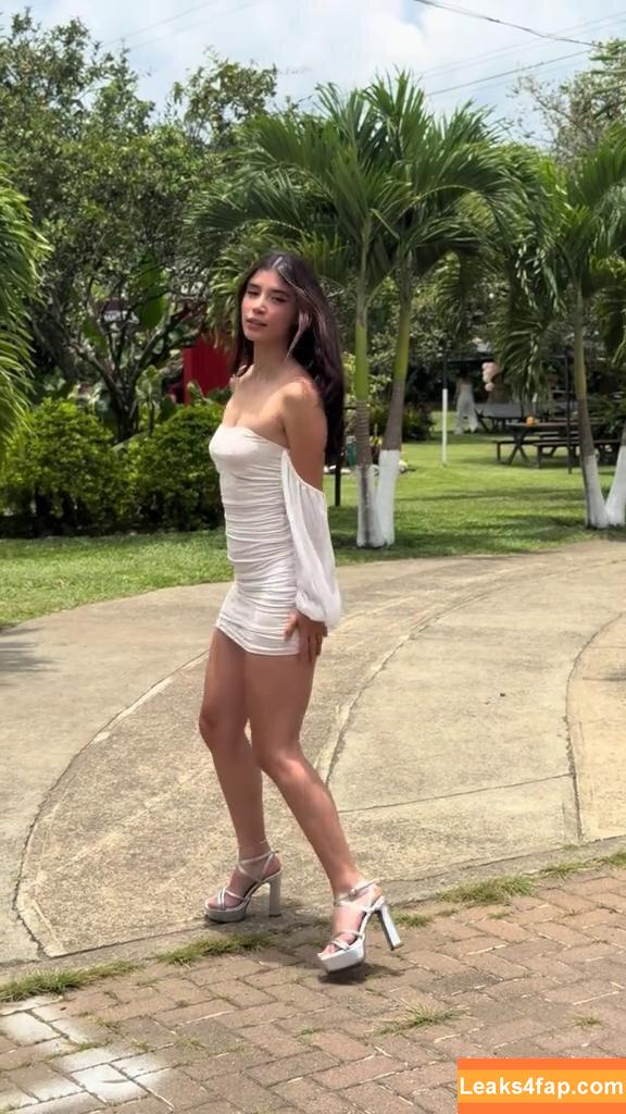 Luisa Valencia / lu_valenciaz leaked photo photo #0078