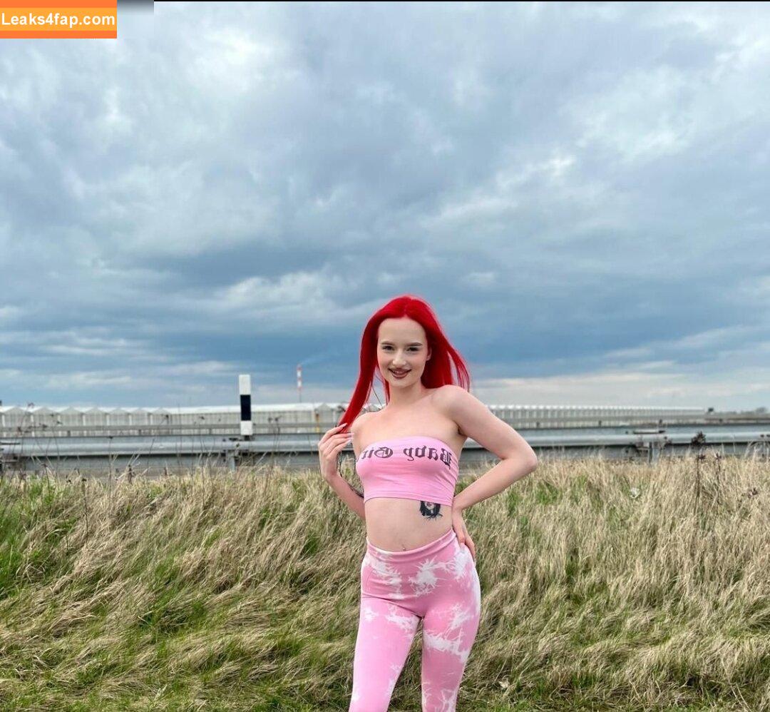 Luise Sophie / kimkaty_rides / luise.sophiee leaked photo photo #0057