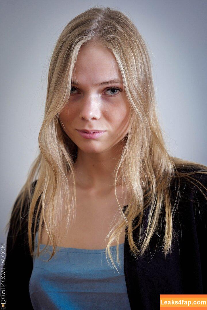 Luise Wixx / Luise / louise.vip / luisedulies leaked photo photo #0003