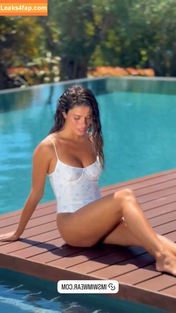 Luisinha Oliveira / luisinhaoliveira99 leaked photo photo #0190