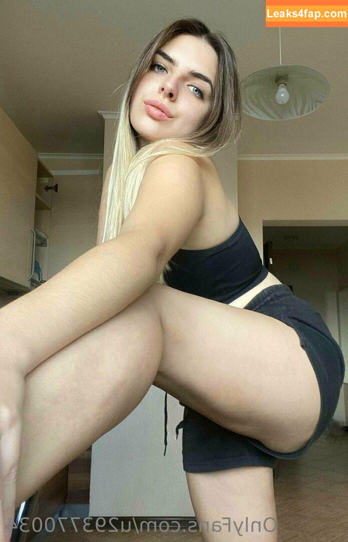 luna_amor_amor / luna_amor_official leaked photo photo #0004