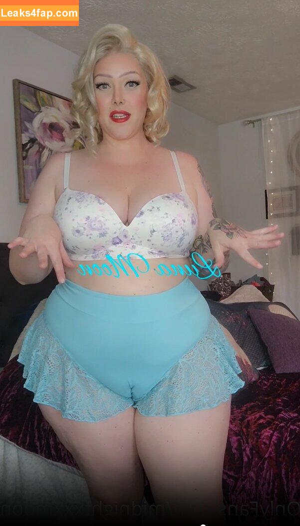 Luna M Moon / Midnightxxxmoon / _lunamoonmilf leaked photo photo #0007