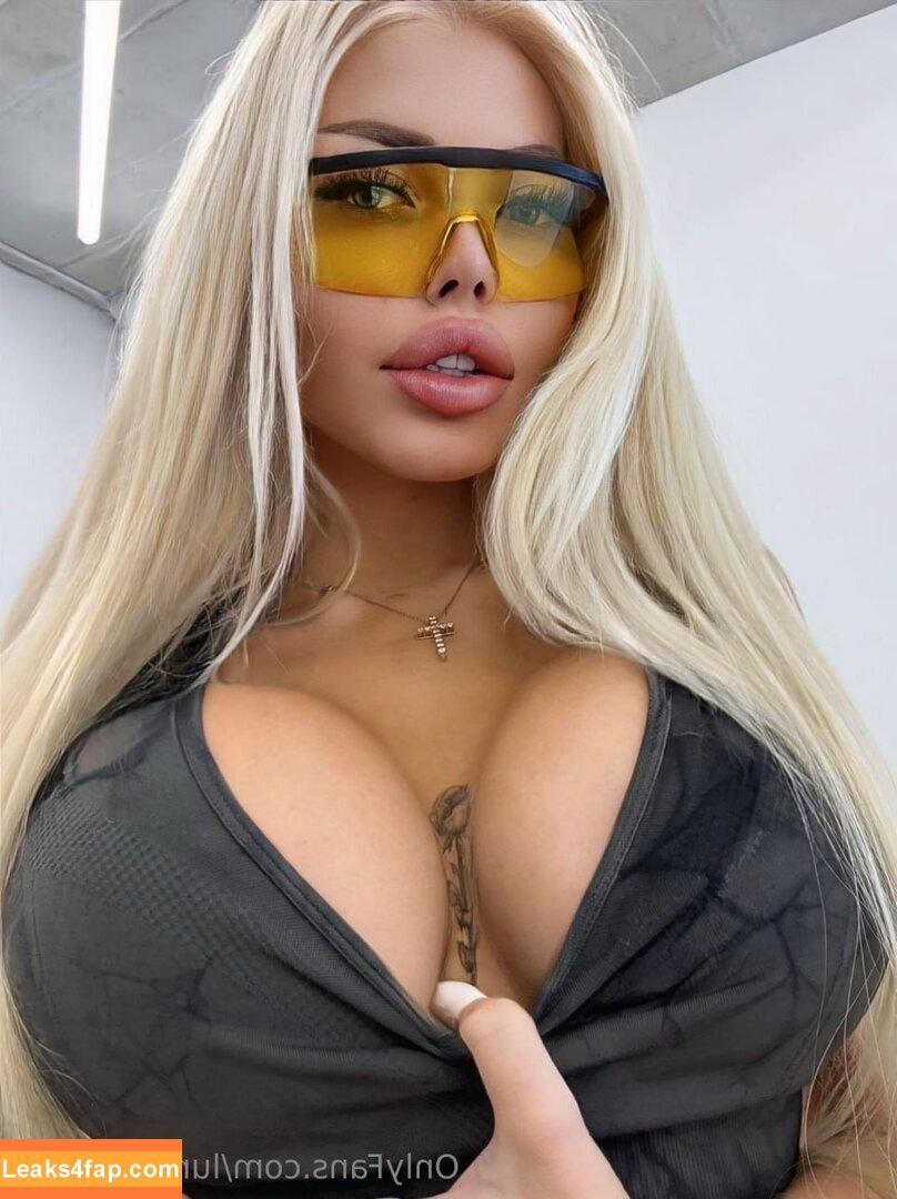 luna_mooree / luna.mooree leaked photo photo #0101