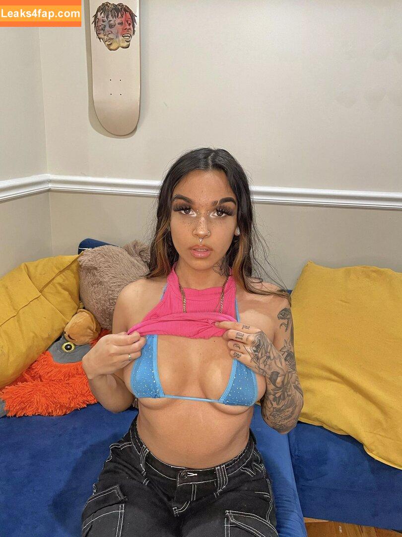 Luna Rivas /  leaked photo photo #0006