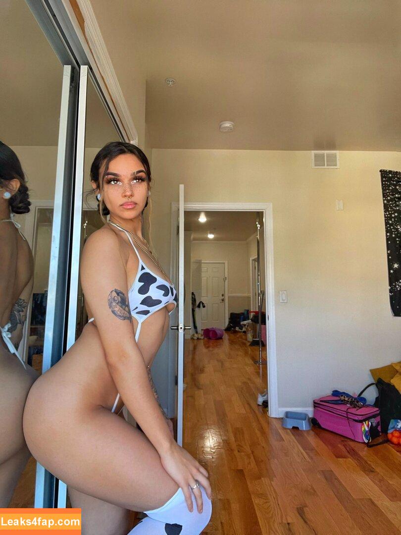 Luna Rivas /  leaked photo photo #0008