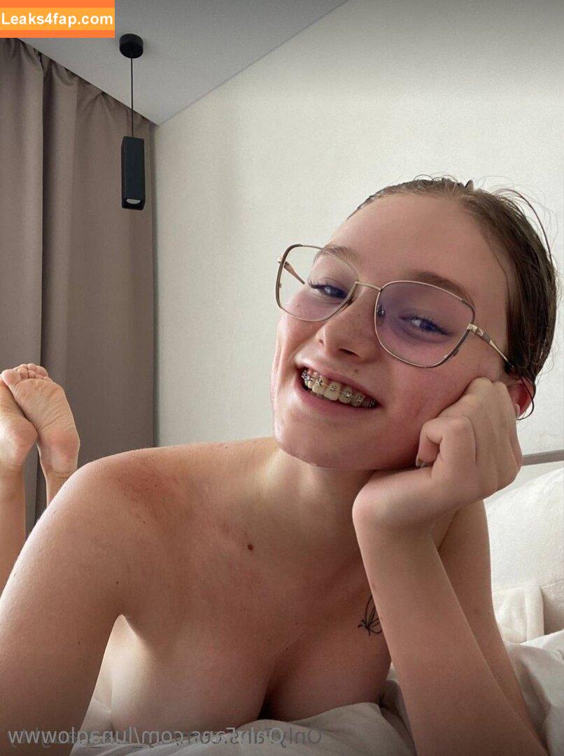 lunaglowww / luna_glowww leaked photo photo #0060