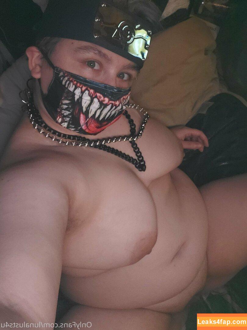 lunalusts4u / kissez4u leaked photo photo #0134