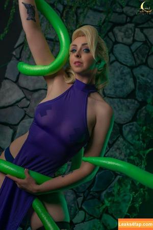 LunaRaeCosplay photo #0530