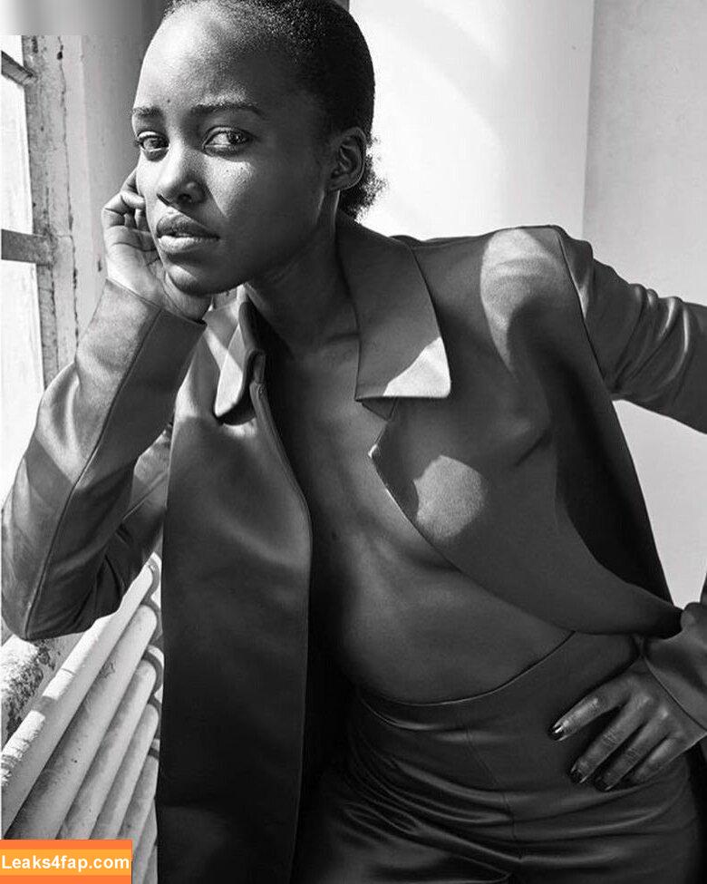 Lupita Nyong'o / lupitanyongo слитое фото фото #0114