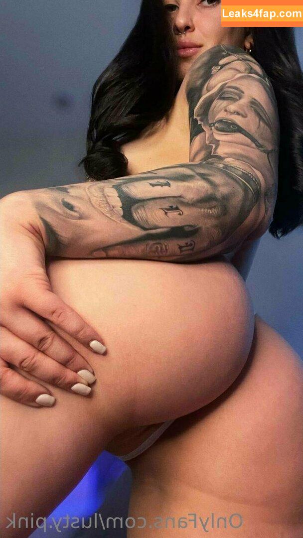 lusty.pink / lustyalysa leaked photo photo #0053