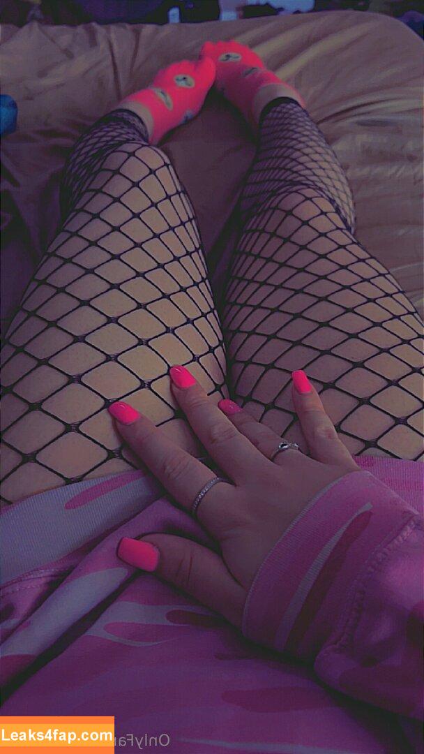 luv_ari / luv_ari__ leaked photo photo #0002