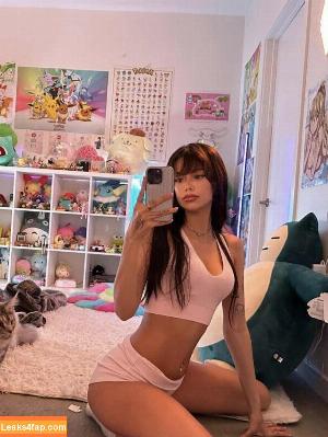 Luvstruck photo #0024