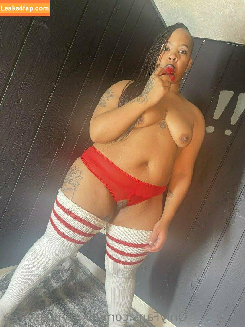 luxurypussyfree /  leaked photo photo #0078