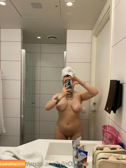 Lydia Alwast / lydia.alwast / northerncurvystar leaked photo photo #0006