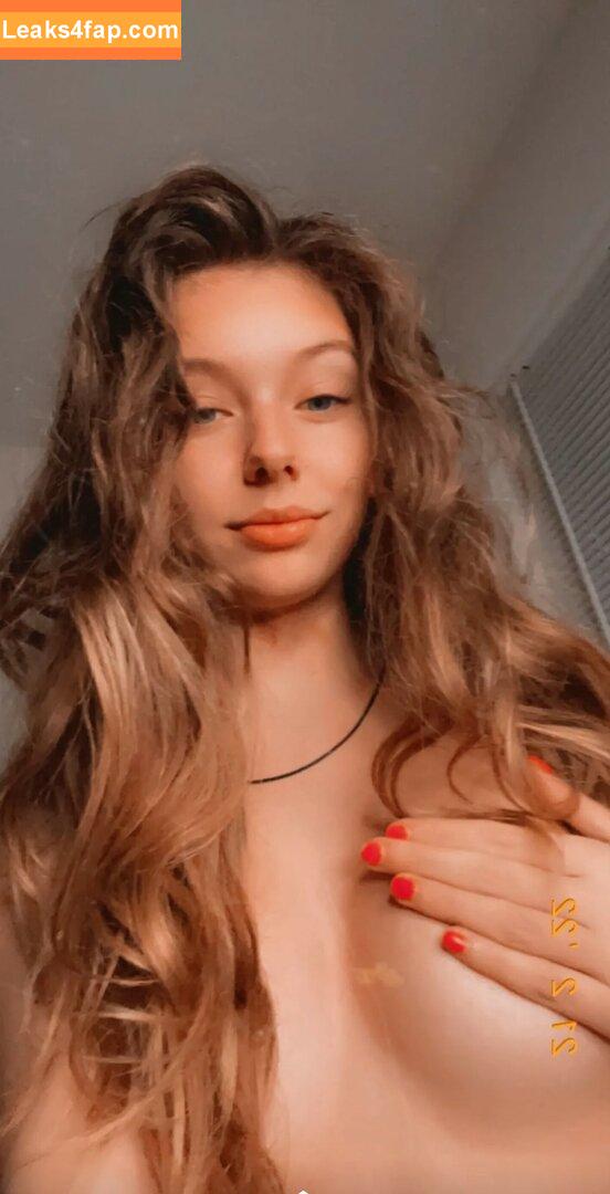 Lydia Renae / Slap Tastik / https: / lydia.free / lydia_renae.xo слитое фото фото #0020