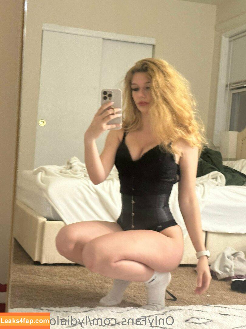 Lydia Renae / Slap Tastik / https: / lydia.free / lydia_renae.xo leaked photo photo #0451