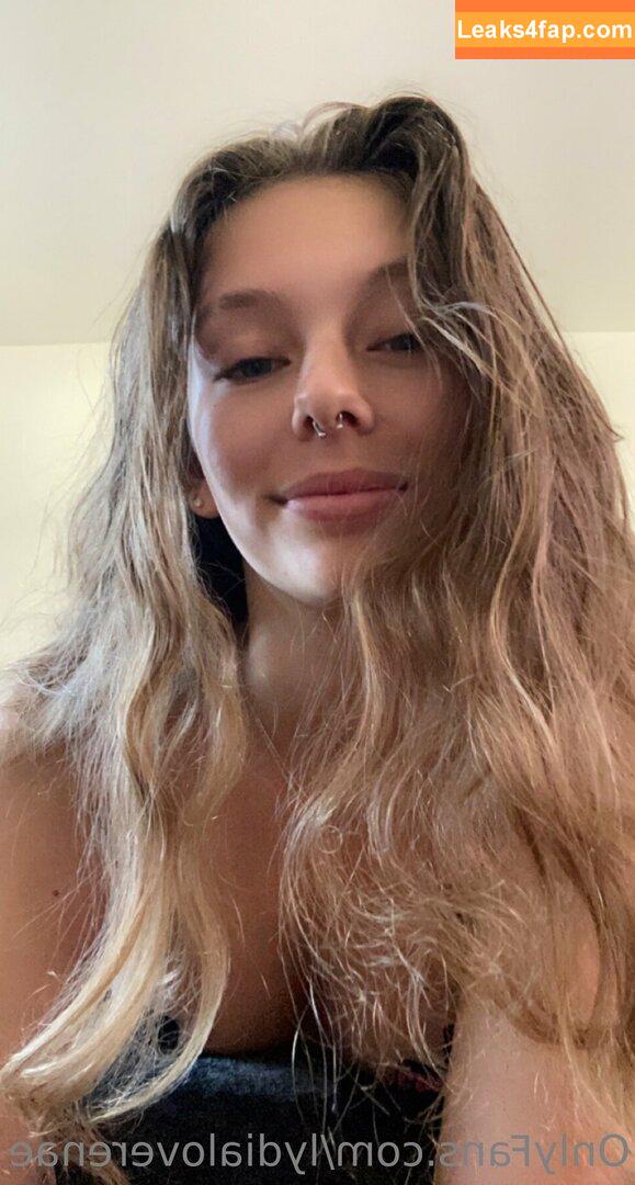 Lydia Renae / Slap Tastik / https: / lydia.free / lydia_renae.xo leaked photo photo #0882