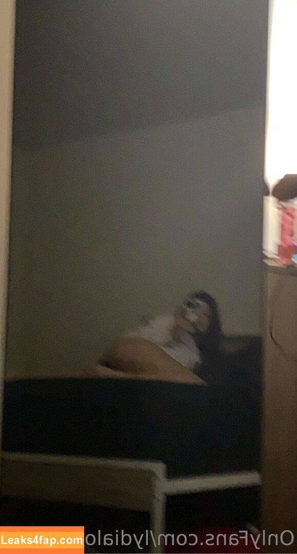 Lydia Renae / Slap Tastik / https: / lydia.free / lydia_renae.xo leaked photo photo #0900