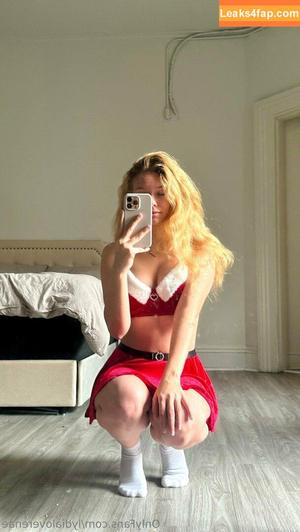 Lydia Renae photo #0145