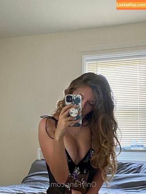 Lydia Renae photo #0852