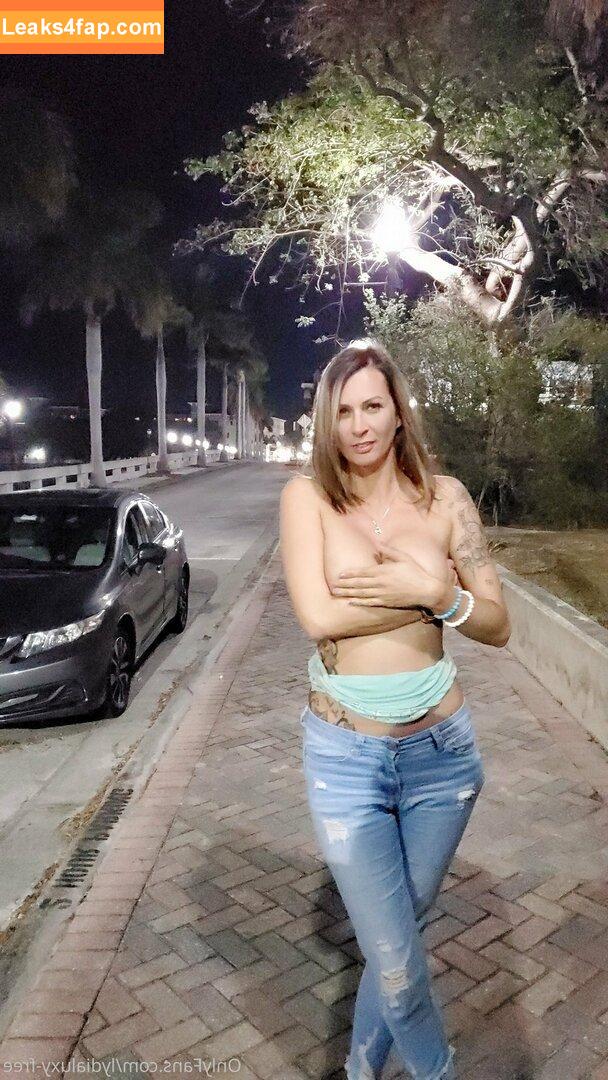lydialuxy-free / lydialuxy_assets leaked photo photo #0070