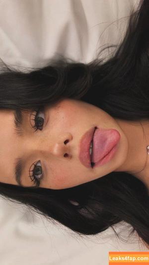 lyna_com photo #0114