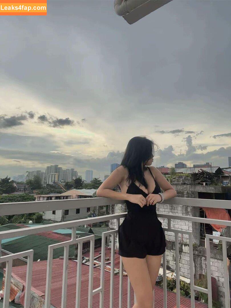 lynnn_znyy / ur_gf_lyn leaked photo photo #0017