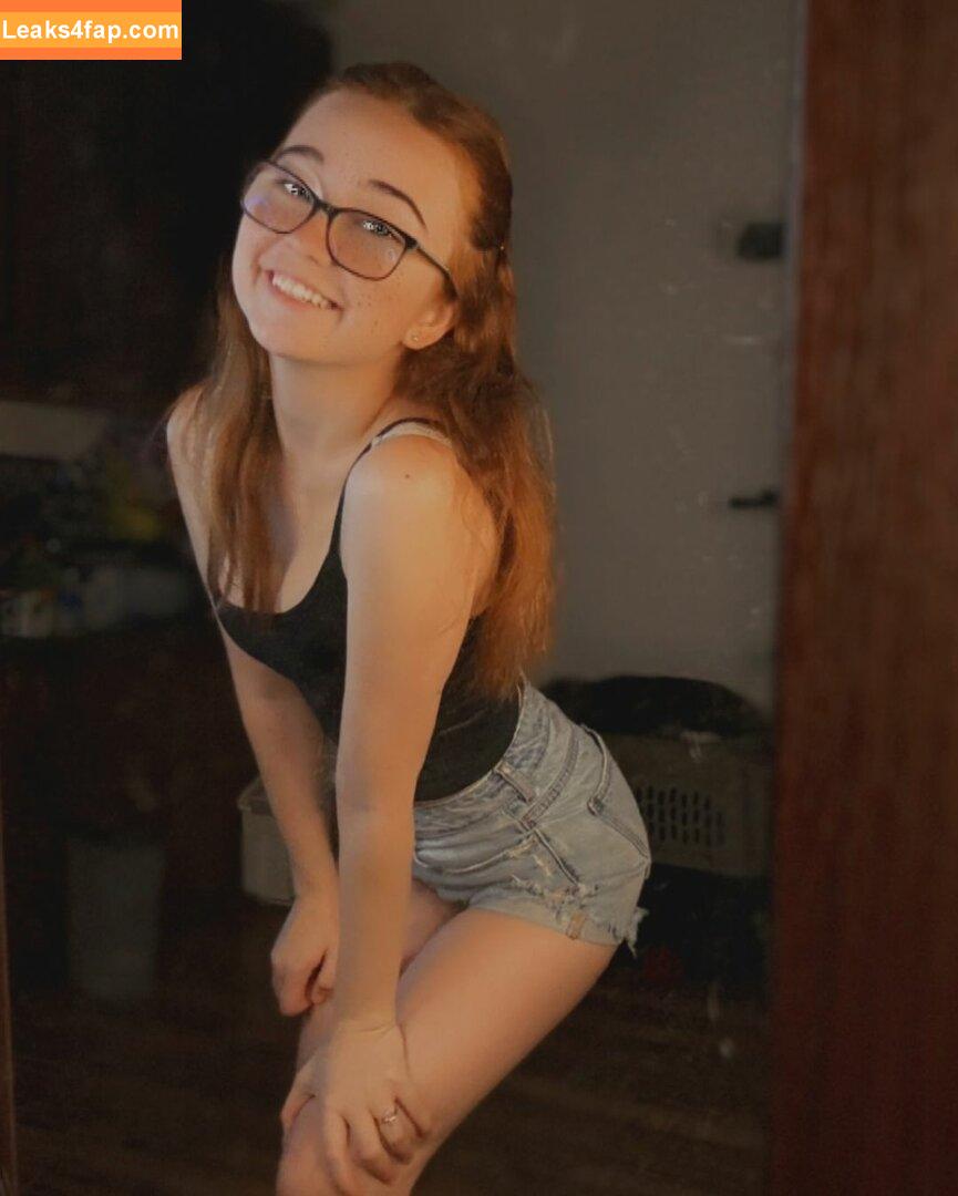 Lyssaurora /  leaked photo photo #0128