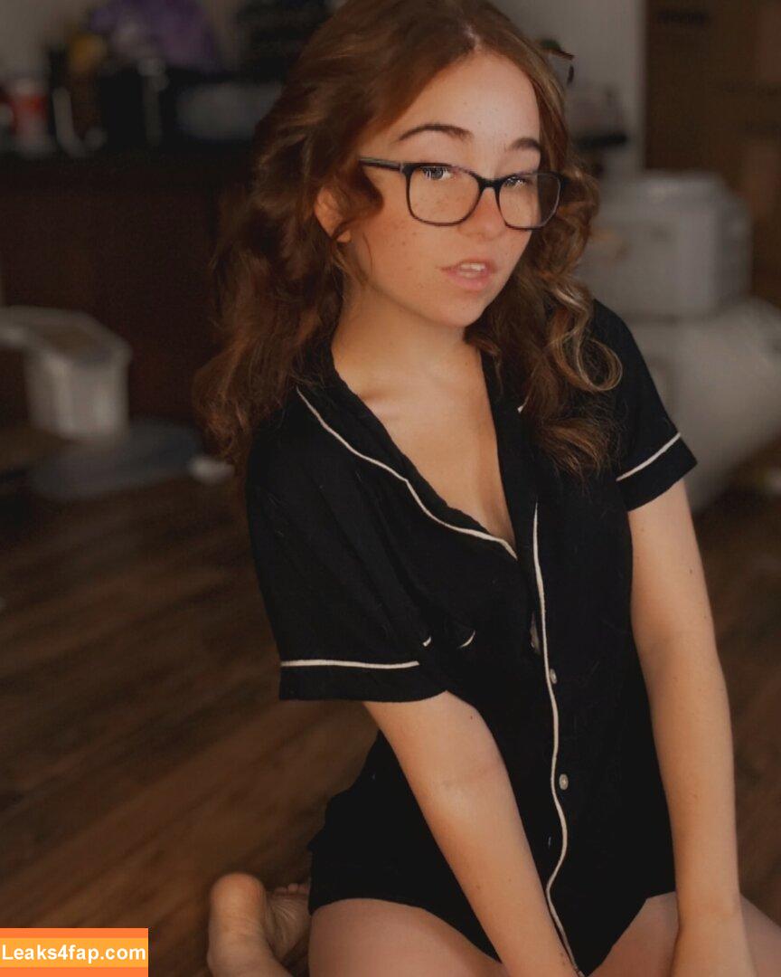 Lyssaurora /  leaked photo photo #0130