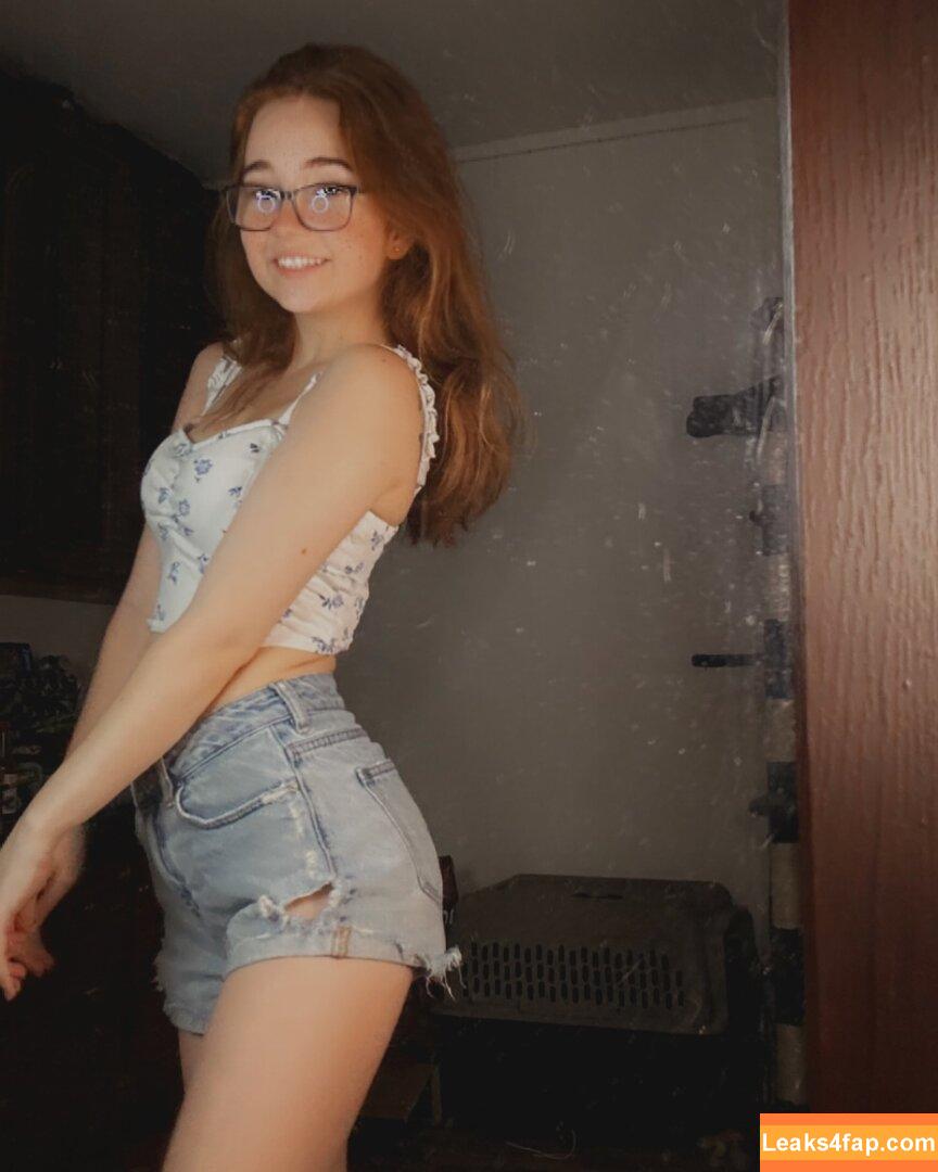 Lyssaurora /  leaked photo photo #0258