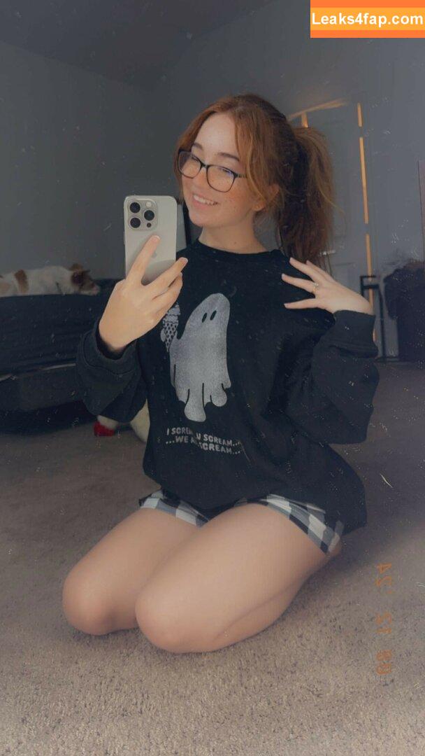 Lyssaurora /  leaked photo photo #0639