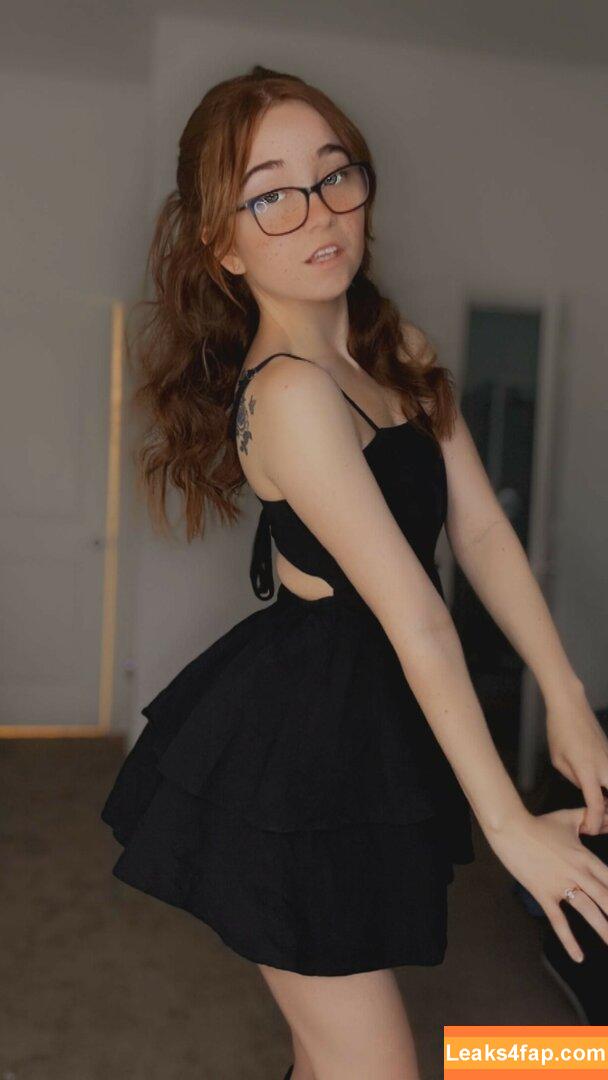 Lyssaurora /  leaked photo photo #0839