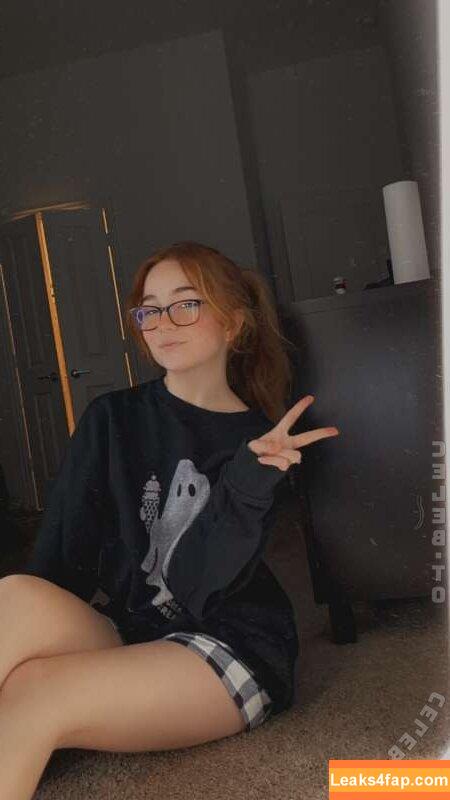 Lyssaurora /  leaked photo photo #1343