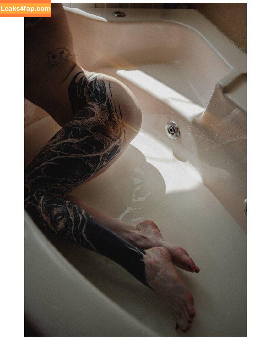 lyuba_cuba /  leaked photo photo #0002
