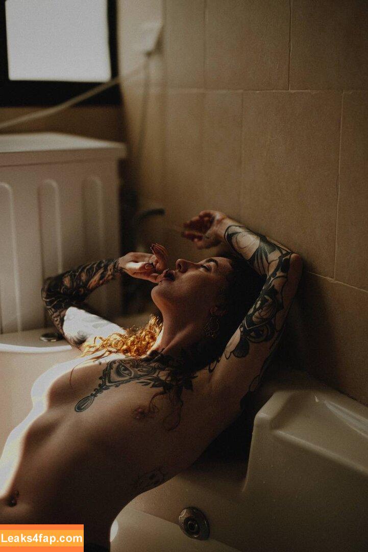 lyuba_cuba /  leaked photo photo #0005