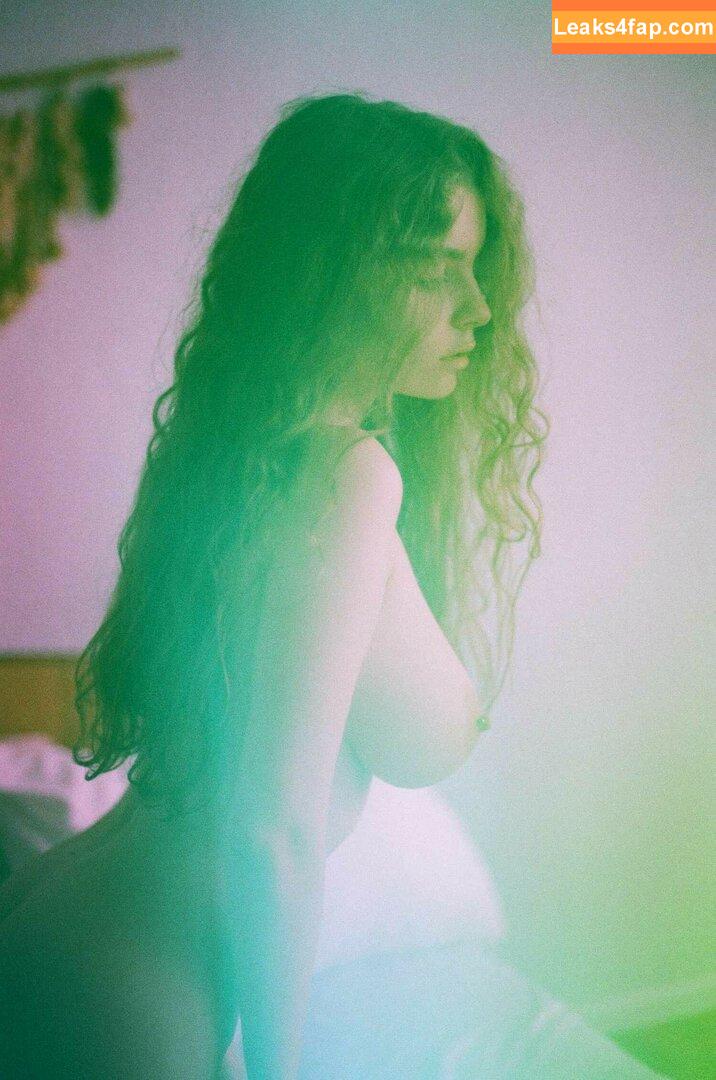 lyubovvomne / Milena / samadhi.amorr2 leaked photo photo #0206