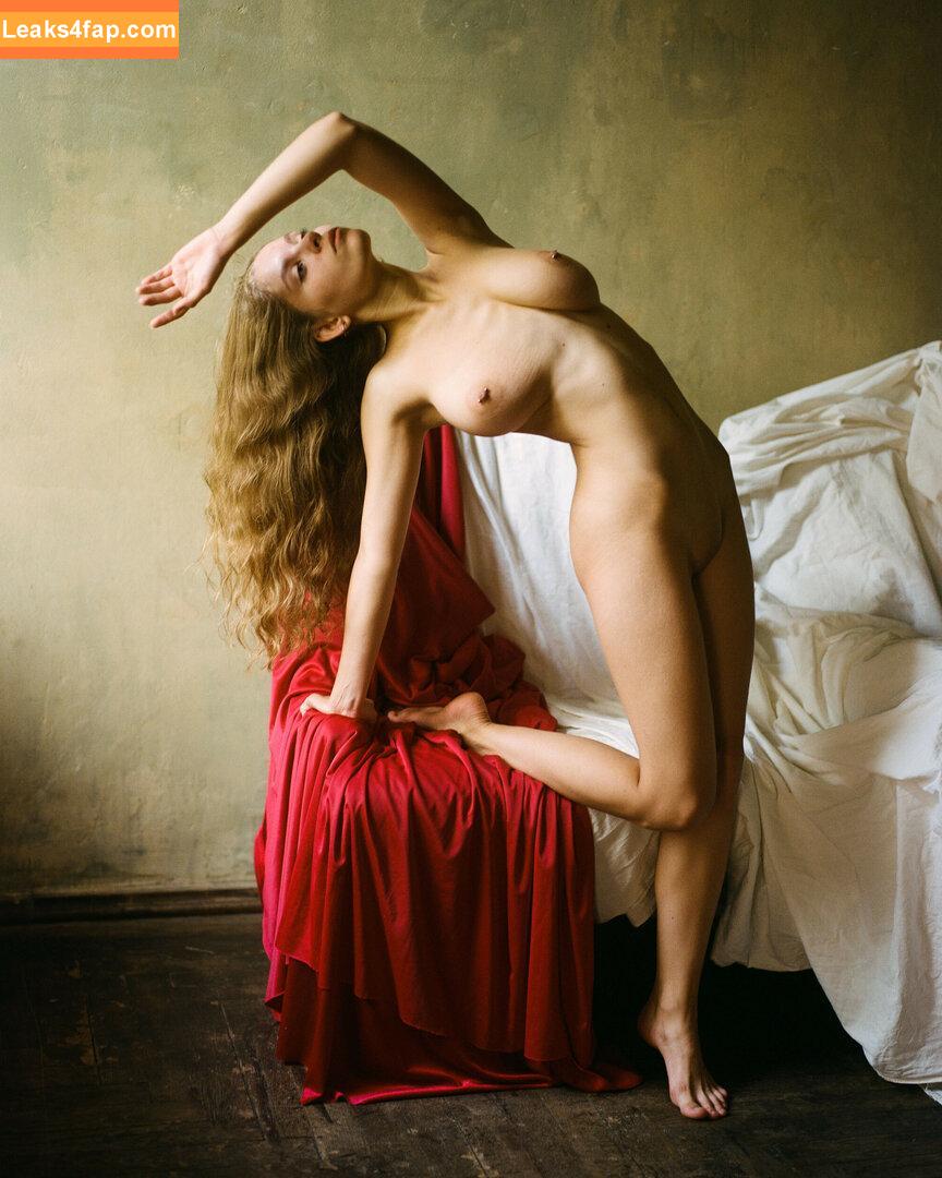 lyubovvomne / Milena / samadhi.amorr2 leaked photo photo #0217